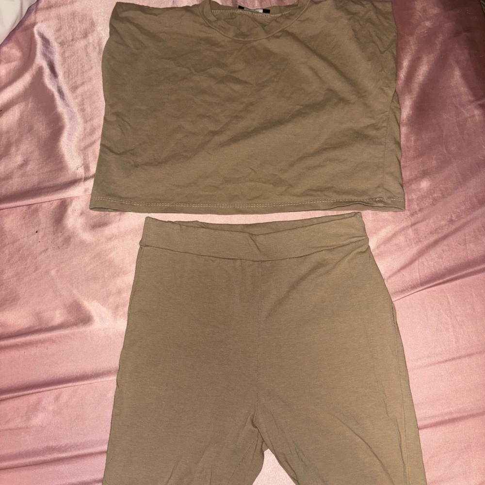 Leisure set